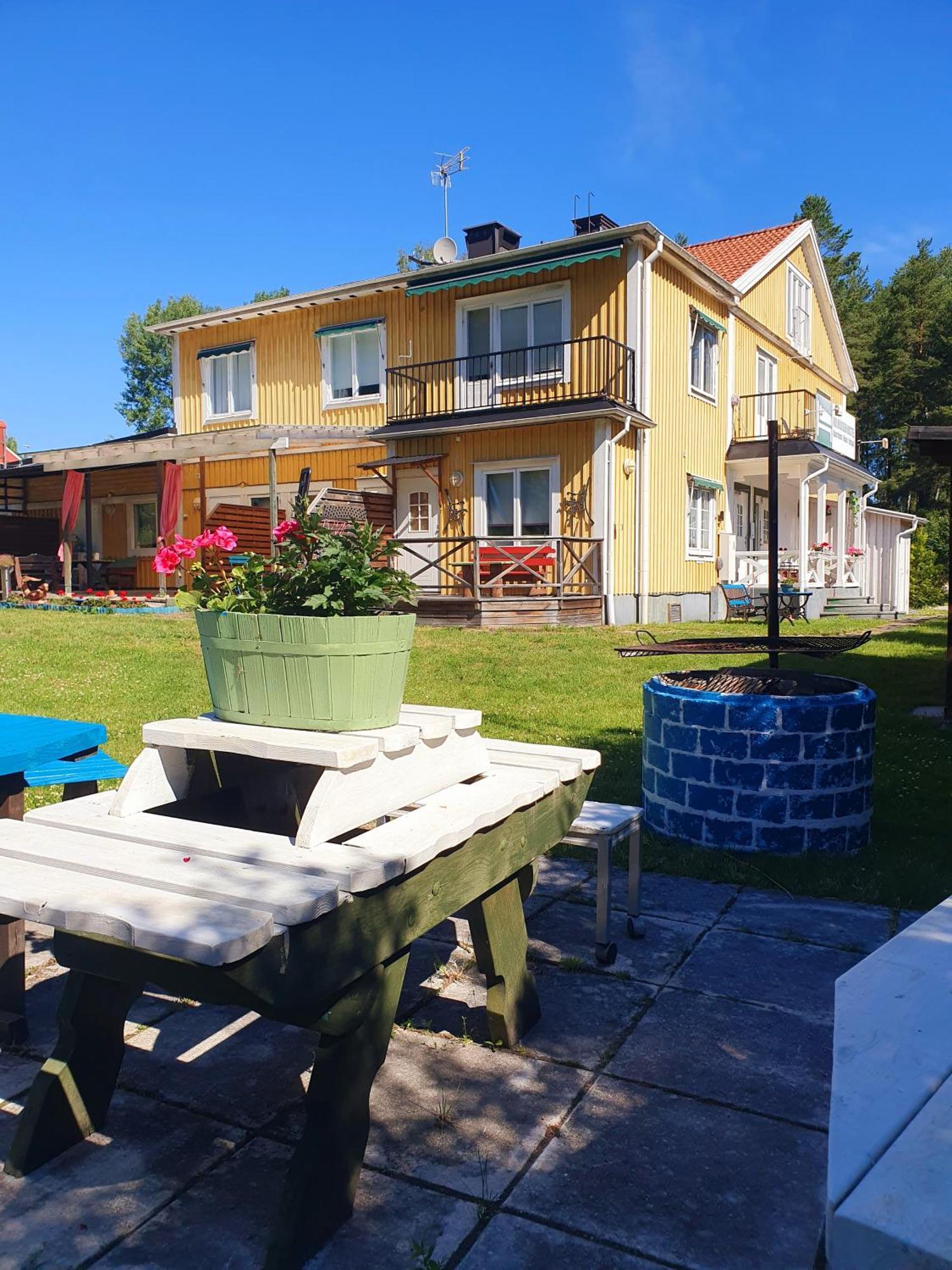 Motel E4 Kolmarden Apartments And Cottages Екстериор снимка